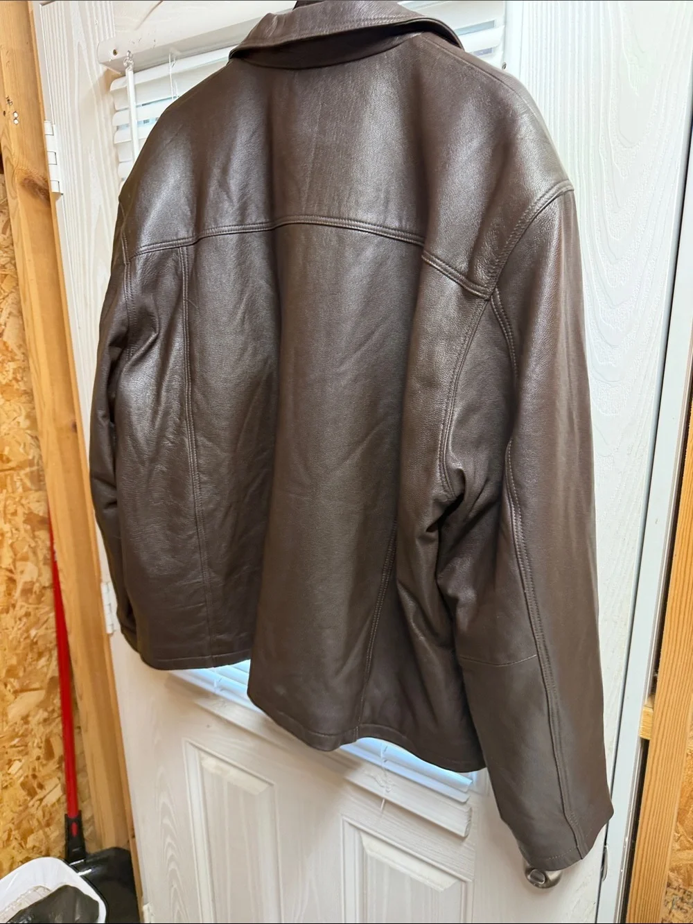 Vintage Old 100% brown Leather Mens Jacket..XXXL